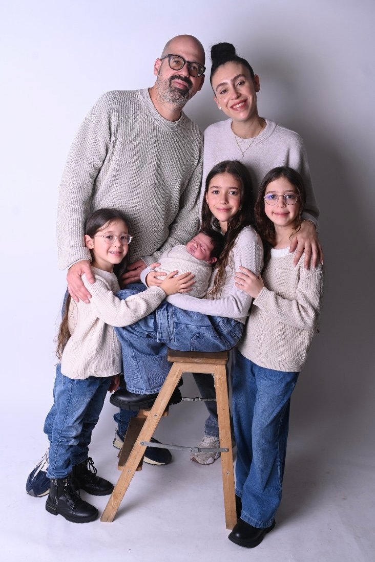 לירון נמר עם המשפחה